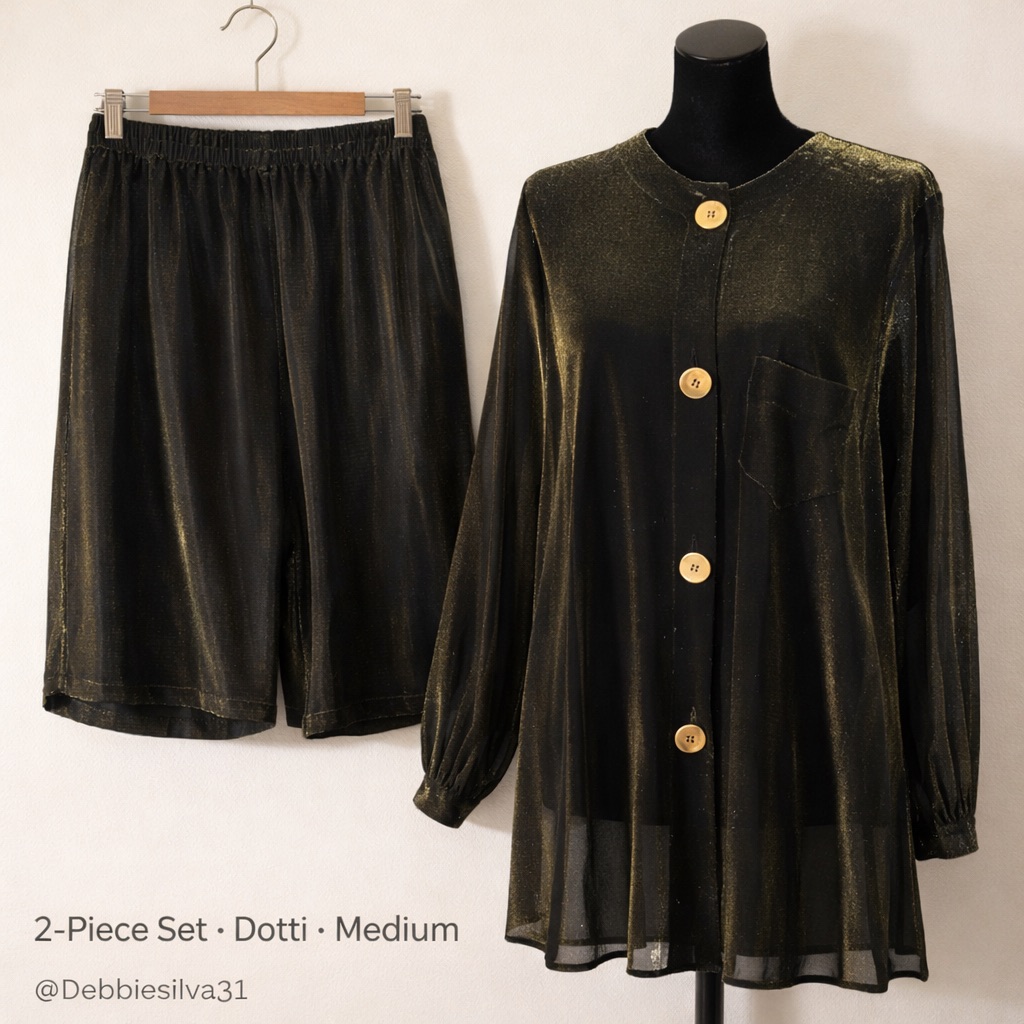 Dotti Black With Gold Shimmering Top With Matching Shorts Set Size Medium